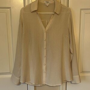 Express Cream Patterned Blouse Size Large